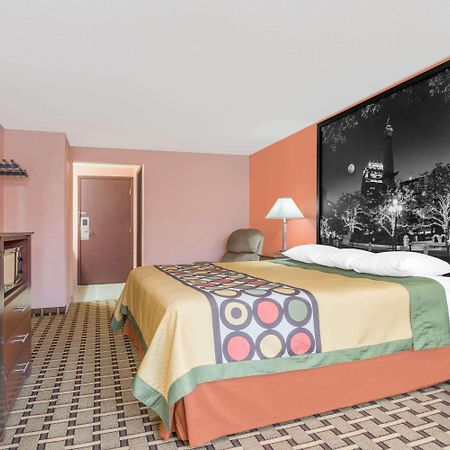 Super 8 By Wyndham Shelbyville Zewnętrze zdjęcie