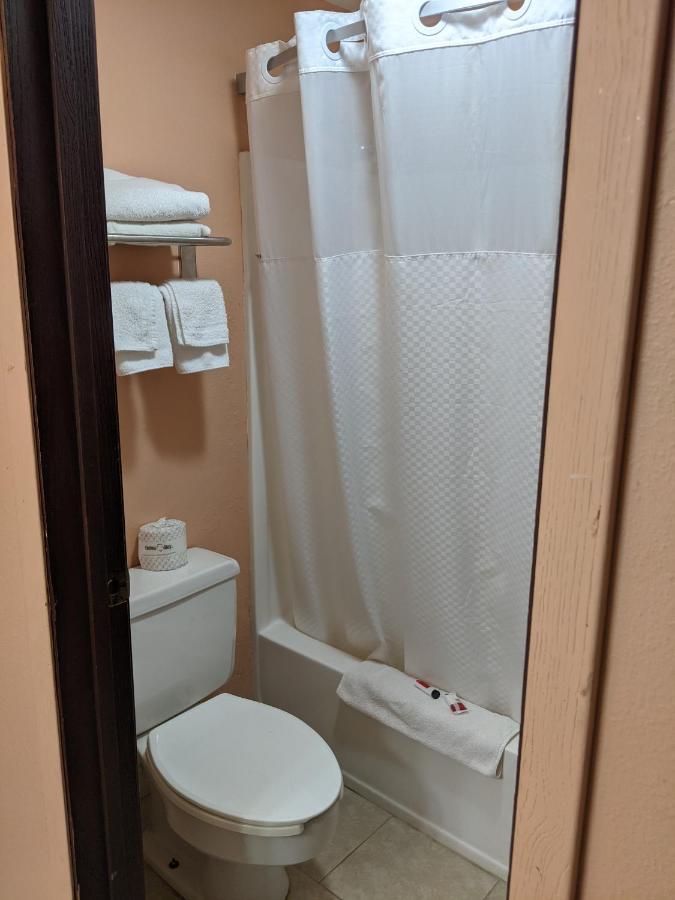 Super 8 By Wyndham Shelbyville Zewnętrze zdjęcie