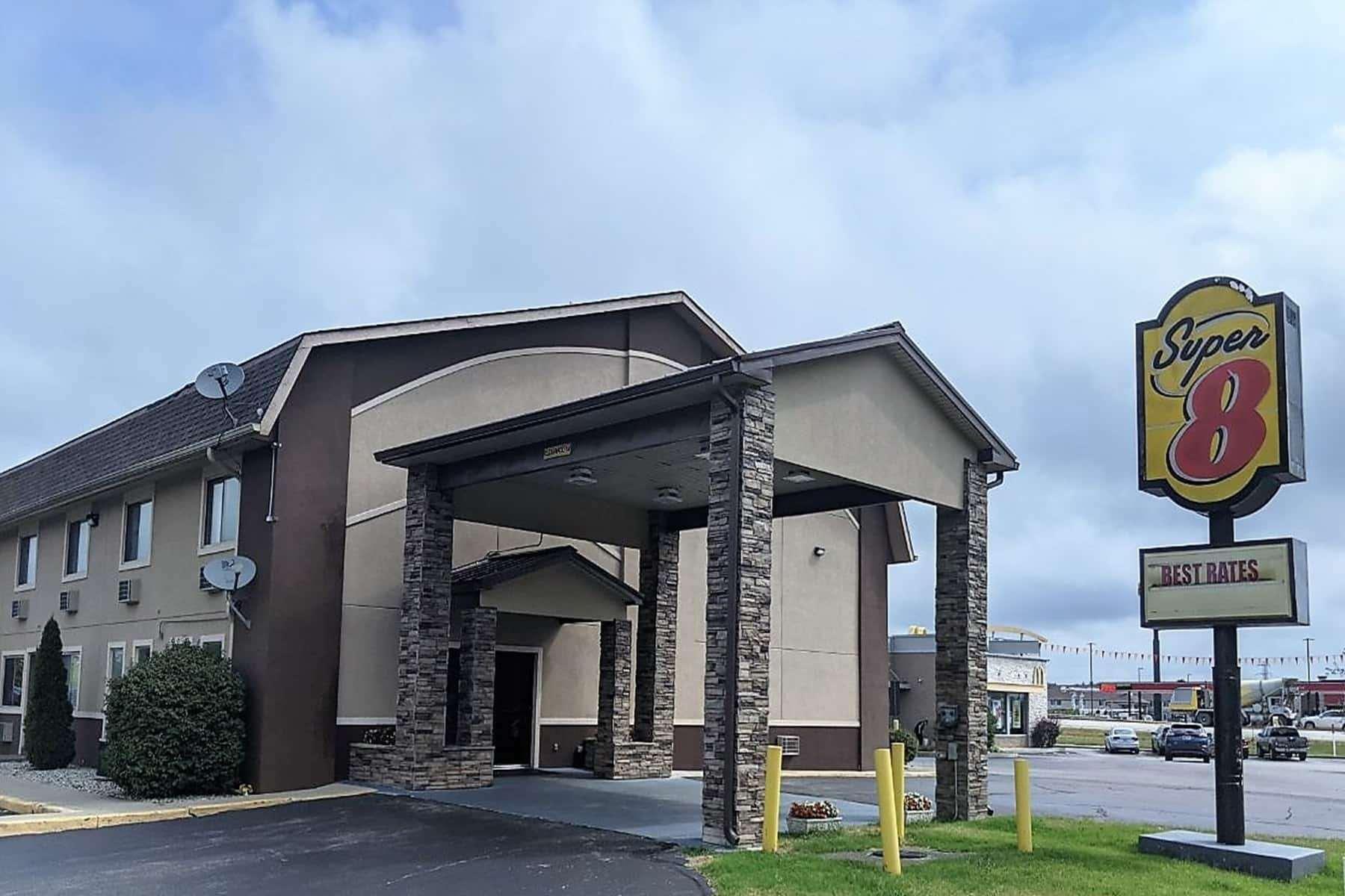 Super 8 By Wyndham Shelbyville Zewnętrze zdjęcie