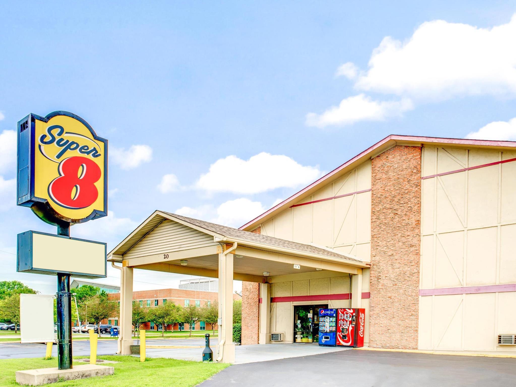 Super 8 By Wyndham Shelbyville Zewnętrze zdjęcie