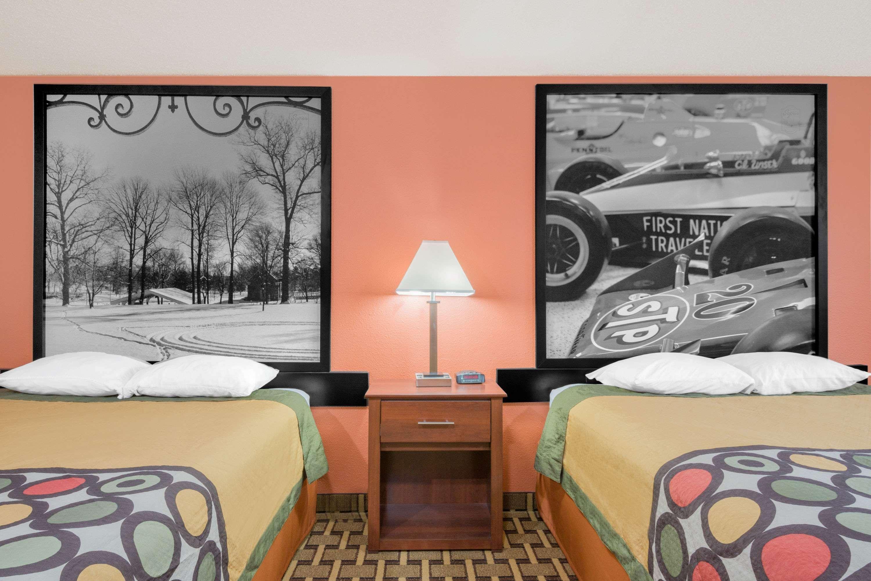 Super 8 By Wyndham Shelbyville Zewnętrze zdjęcie